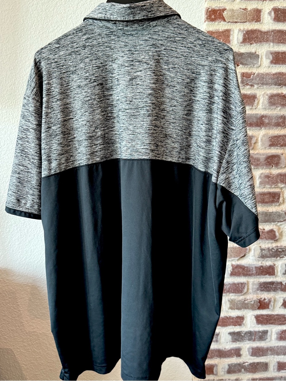 Under Armour University of Michigan Men’s Black & Gray Loose Polo Shirt 2XL - Picture 3 of 5
